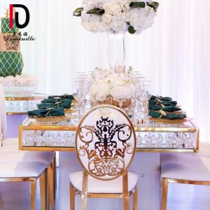 dhingklik dining emas Imperial kanggo wedding