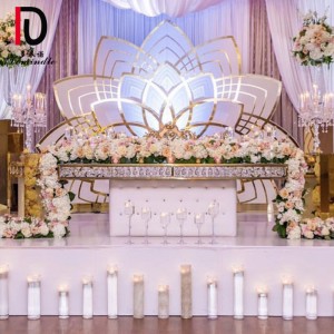 China Factory for Gold Stainless Steel Table -
 Mirror glass crystal table for wedding – Dominate