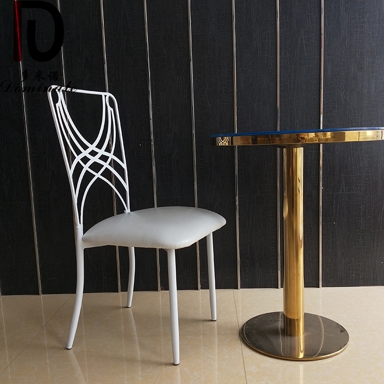New Design Hotel Restaurant Wedding Stackable Metal Chiavari Chair