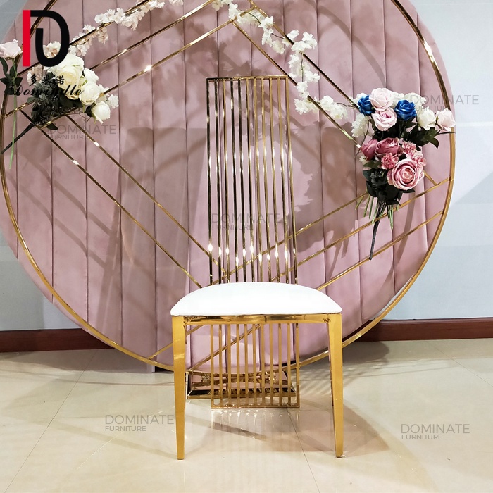 OEM Modern Banquet Chair –  Modest luxury crown decor high back PU leather Gold  banquet wedding chair – Dominate