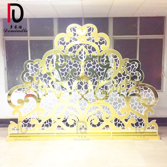 luxury golden design plastic high wedding wall decoration backdrop