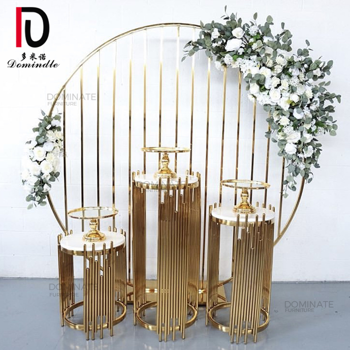 China wedding furniture stainless steel base round gold wedding backdrop