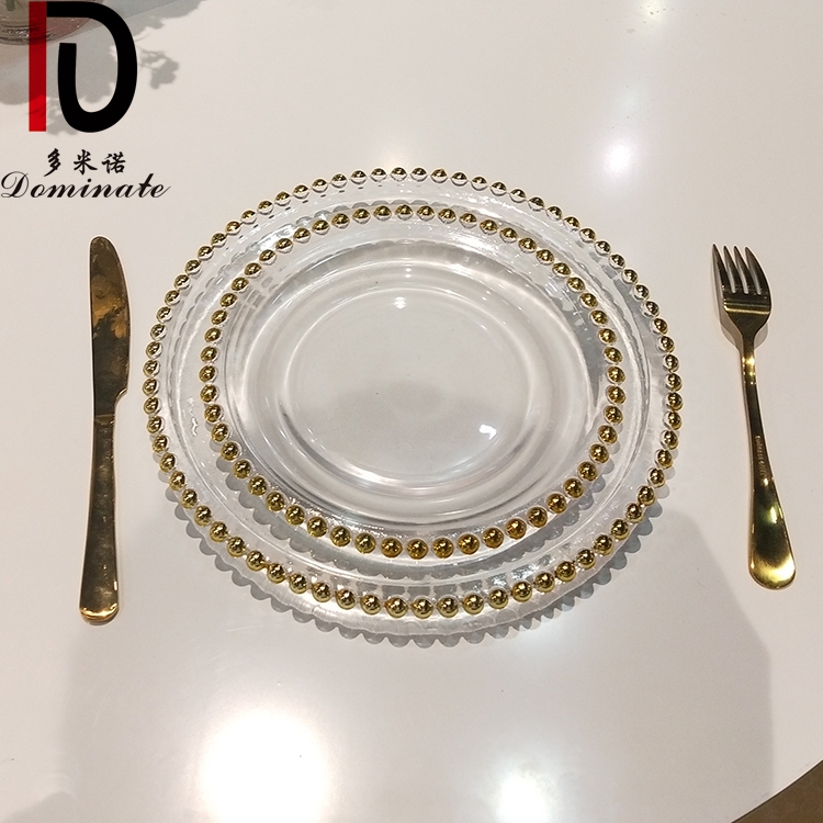 Good quality Plate From China – Wholesale High Quality Elegant Silver Gold Beaded Rim Round Home Wedding Glass Charge Party Plates – Dominate