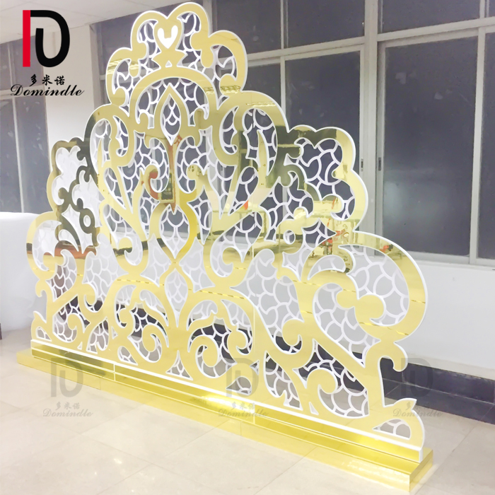 luxury golden design plastic high wedding wall decoration backdrop