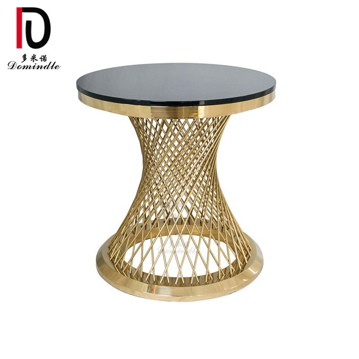 China Gold Modern Dining Table – Modern gold frame stainless steel mirrored wedding decoration cake table – Dominate detail pictures